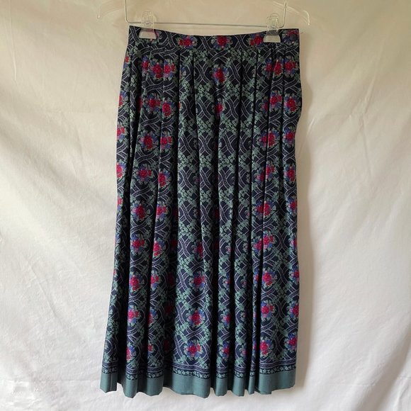 Vintage Tanner Sport Blue Patterned Pleated Skirt - Picture 1 of 6